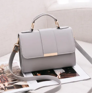 High-Quality Classic Chic Women Shoulder Bag - Plain Design Handbag in Various Colors